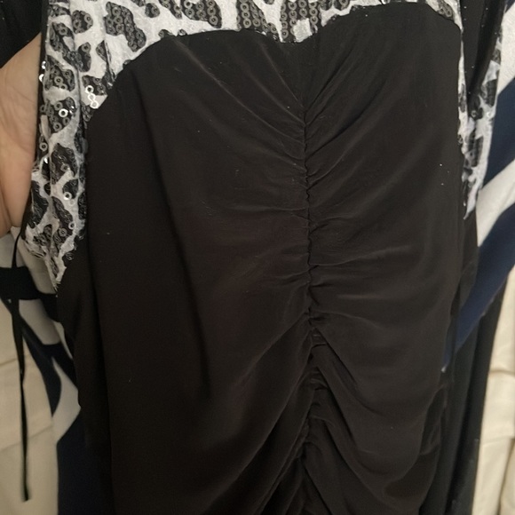 Cache dress - Picture 5 of 5